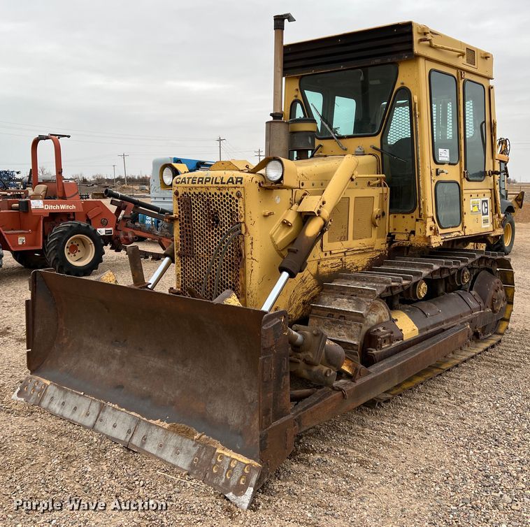 image for item DJ7628 1980 Caterpillar D5B  dozer