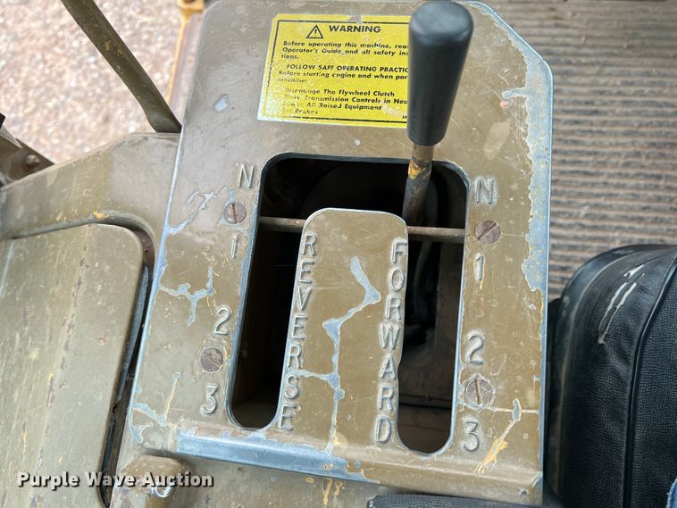 image for item DJ7628 1980 Caterpillar D5B  dozer