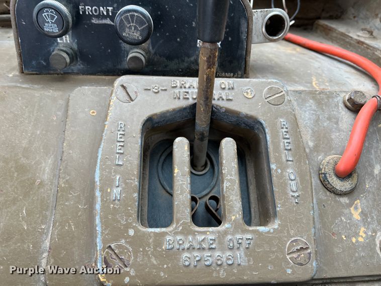 image for item DJ7628 1980 Caterpillar D5B  dozer