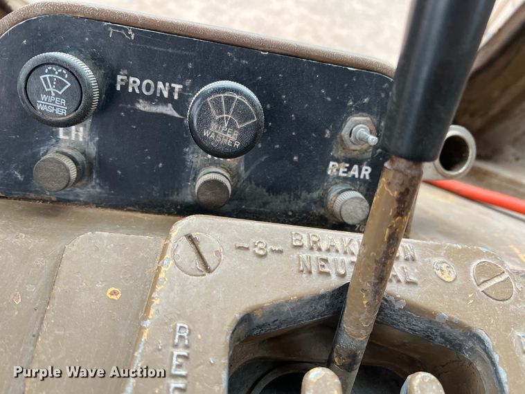 image for item DJ7628 1980 Caterpillar D5B  dozer