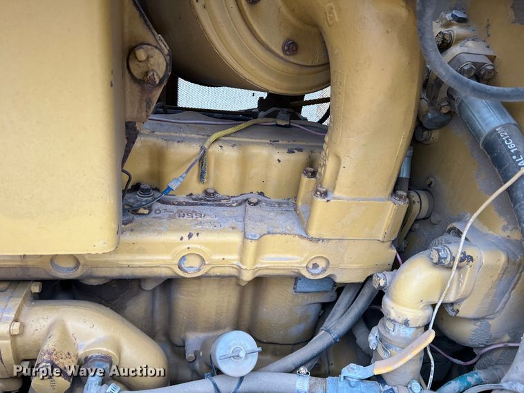 image for item DJ7628 1980 Caterpillar D5B  dozer
