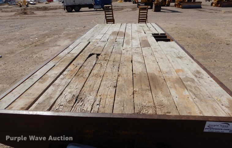 image for item DJ7634 2005 Belshe  equipment trailer