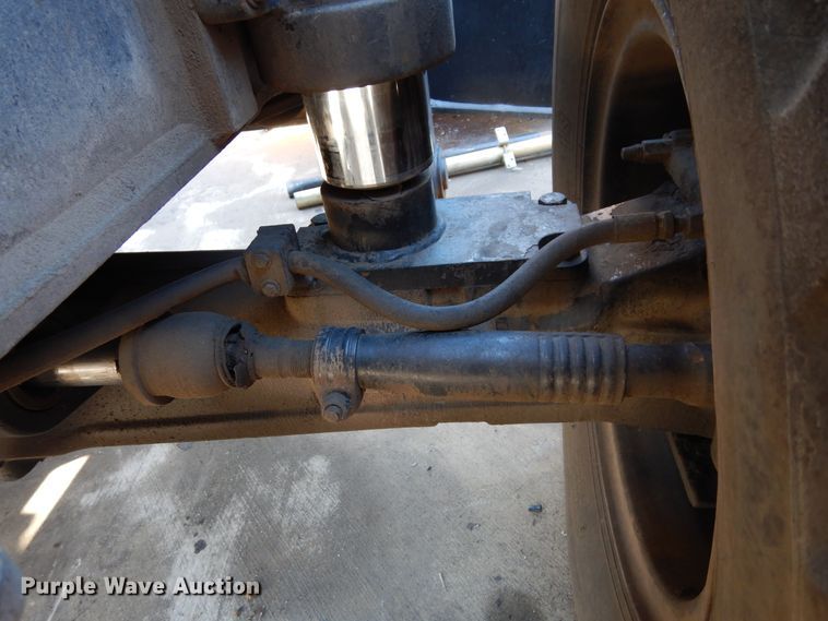 image for item DK0306 1998 Caterpillar M318  wheeled excavator