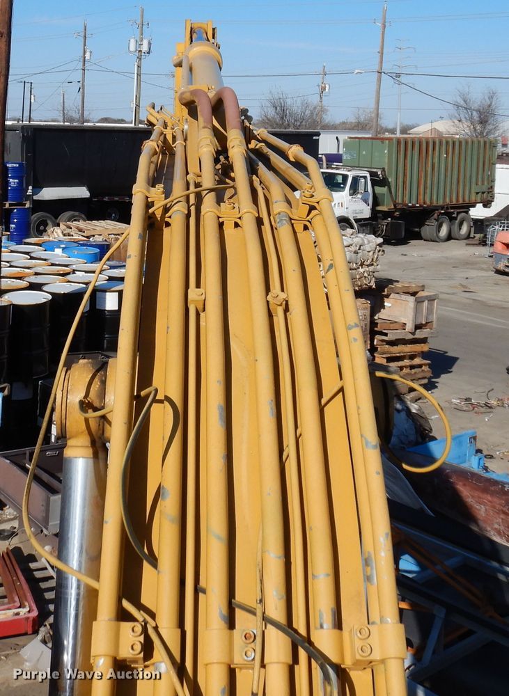 image for item DK0306 1998 Caterpillar M318  wheeled excavator