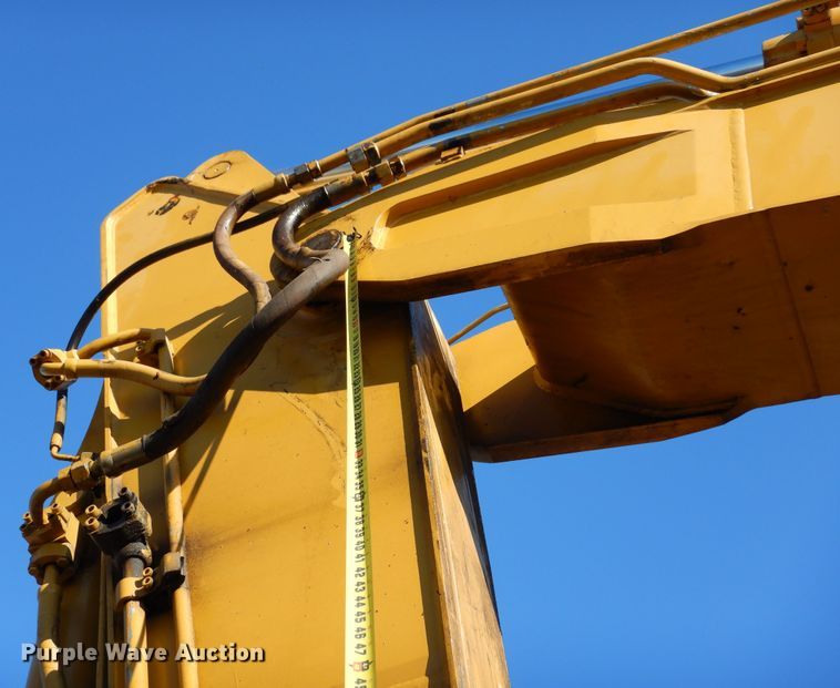 image for item DK0306 1998 Caterpillar M318  wheeled excavator