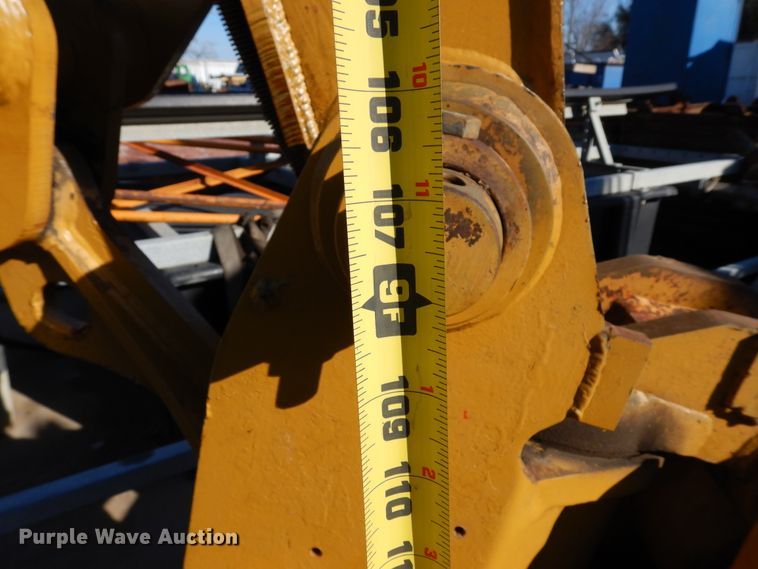 image for item DK0306 1998 Caterpillar M318  wheeled excavator