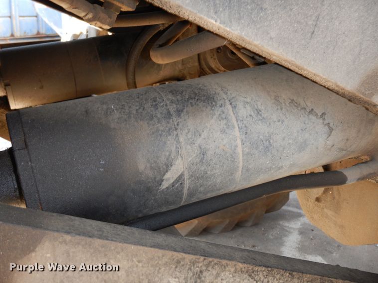 image for item DK0306 1998 Caterpillar M318  wheeled excavator