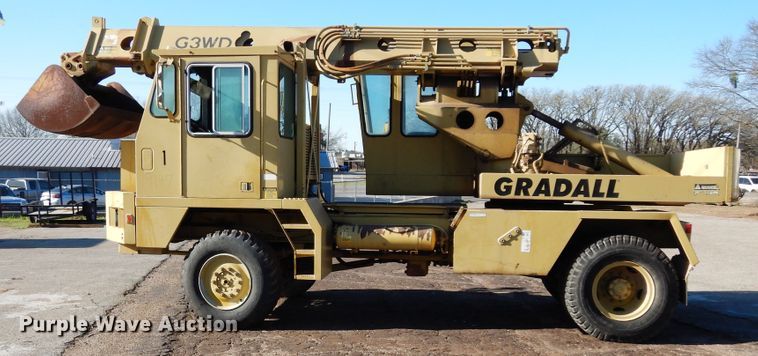 image for item DK0329 1992 Gradall G3WD  wheeled excavator