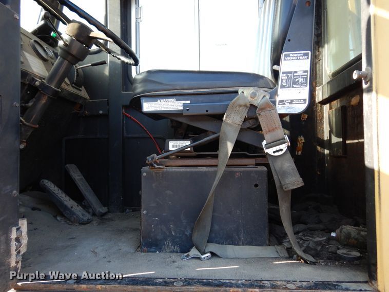 image for item DK0329 1992 Gradall G3WD  wheeled excavator