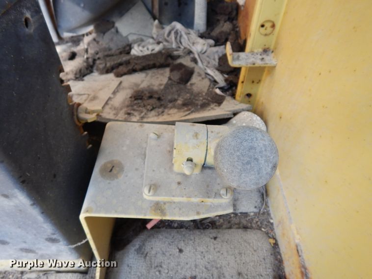 image for item DK0329 1992 Gradall G3WD  wheeled excavator