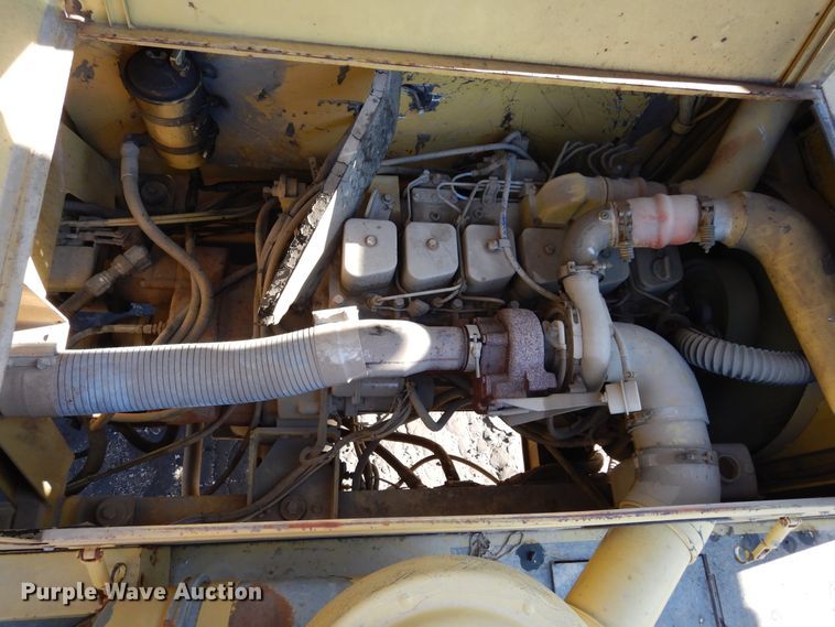 image for item DK0329 1992 Gradall G3WD  wheeled excavator