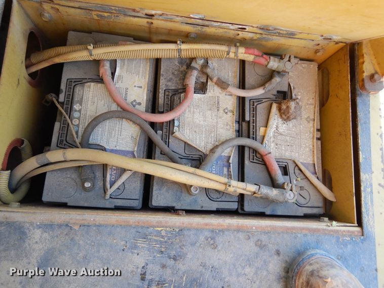 image for item DK0329 1992 Gradall G3WD  wheeled excavator