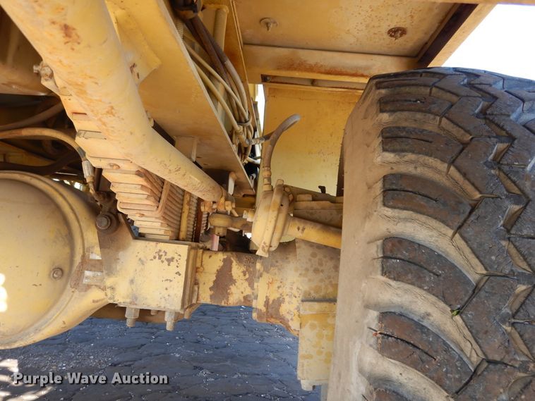 image for item DK0329 1992 Gradall G3WD  wheeled excavator