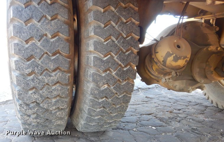 image for item DK0329 1992 Gradall G3WD  wheeled excavator