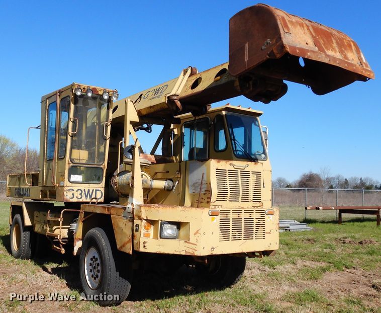 image for item DK0330 1993 Gradall G3WD  wheeled excavator