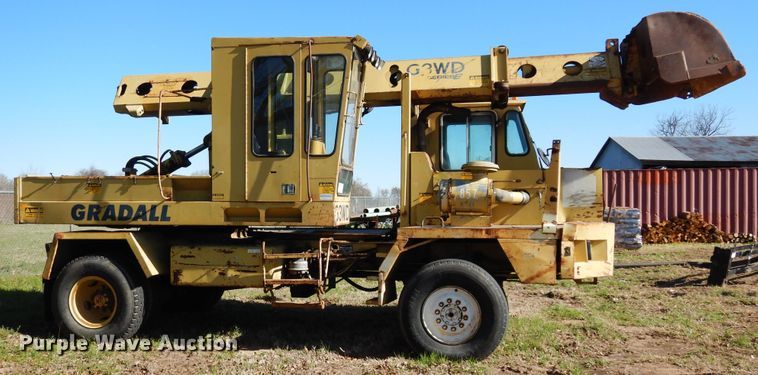 image for item DK0330 1993 Gradall G3WD  wheeled excavator