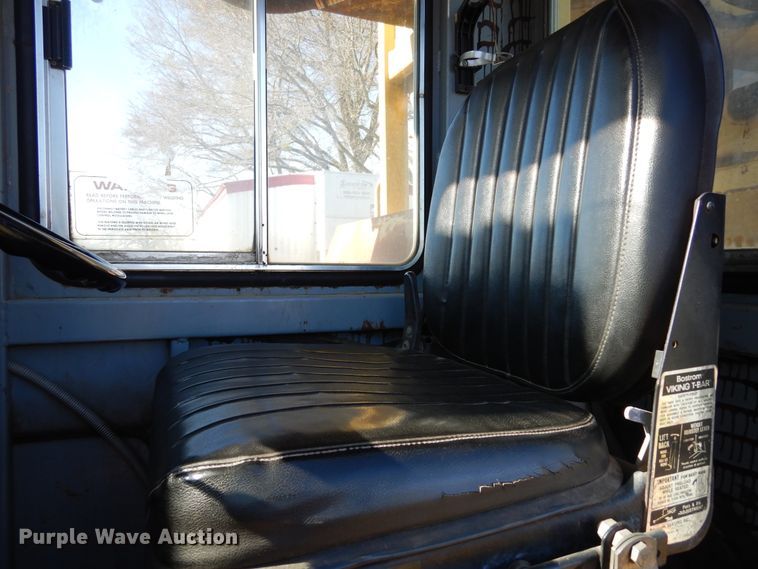 image for item DK0330 1993 Gradall G3WD  wheeled excavator