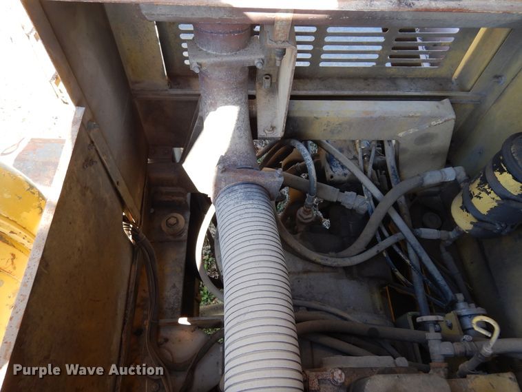 image for item DK0330 1993 Gradall G3WD  wheeled excavator