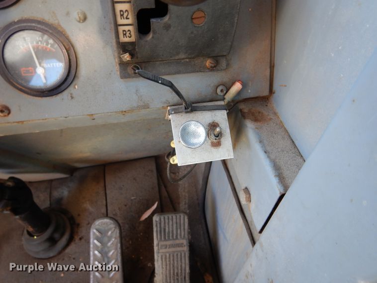 image for item DK0330 1993 Gradall G3WD  wheeled excavator