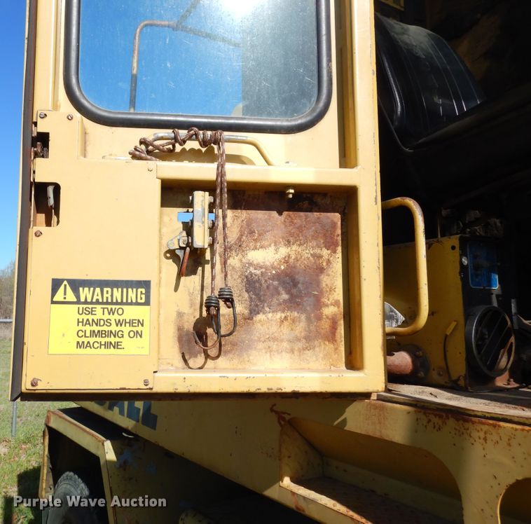 image for item DK0330 1993 Gradall G3WD  wheeled excavator