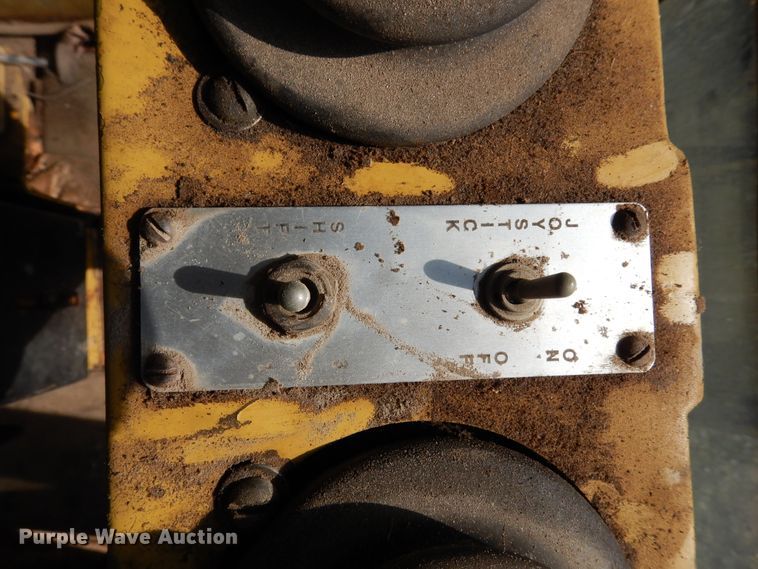 image for item DK0330 1993 Gradall G3WD  wheeled excavator