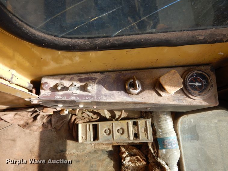 image for item DK0330 1993 Gradall G3WD  wheeled excavator