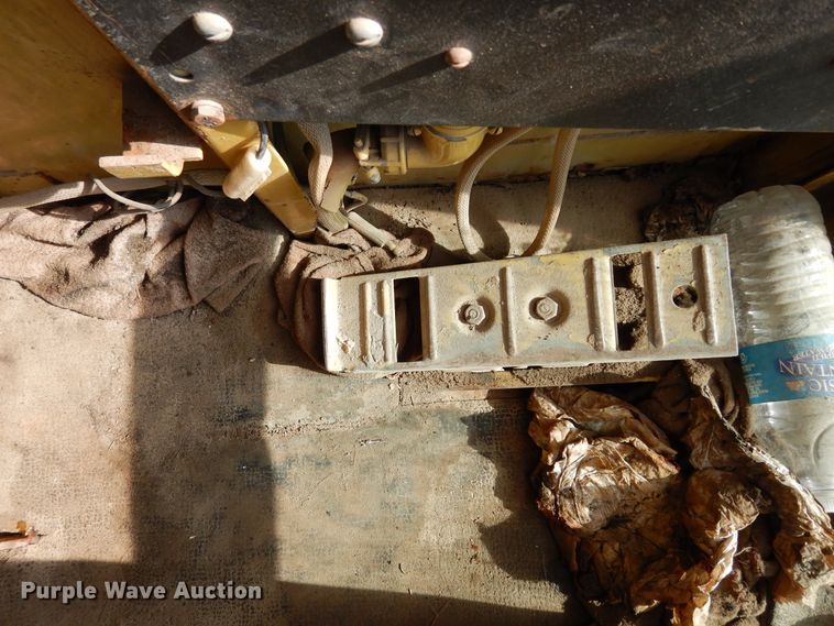 image for item DK0330 1993 Gradall G3WD  wheeled excavator