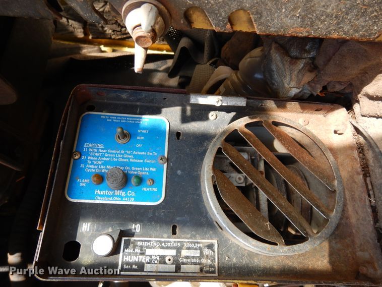 image for item DK0330 1993 Gradall G3WD  wheeled excavator