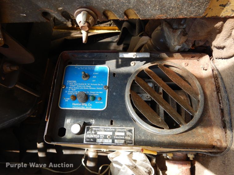 image for item DK0330 1993 Gradall G3WD  wheeled excavator