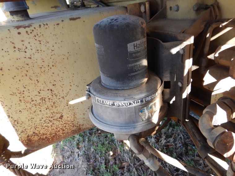 image for item DK0330 1993 Gradall G3WD  wheeled excavator