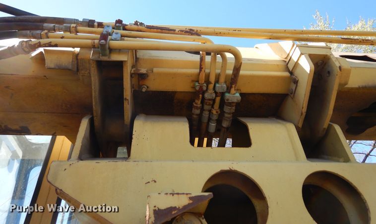 image for item DK0330 1993 Gradall G3WD  wheeled excavator