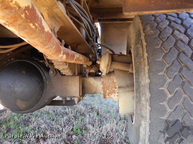 image for item DK0330 1993 Gradall G3WD  wheeled excavator