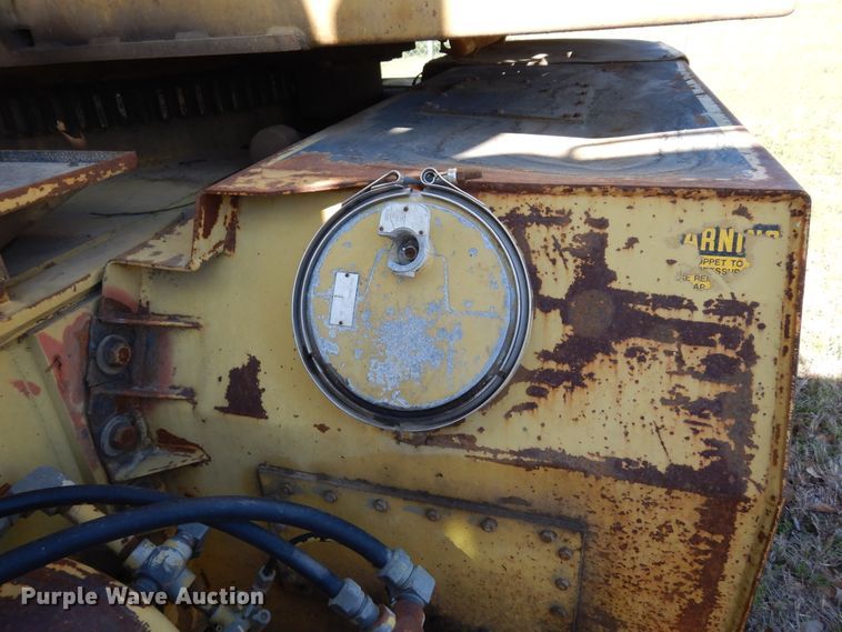 image for item DK0330 1993 Gradall G3WD  wheeled excavator