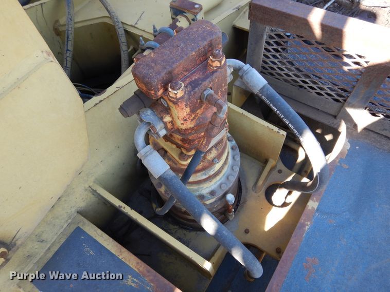 image for item DK0330 1993 Gradall G3WD  wheeled excavator