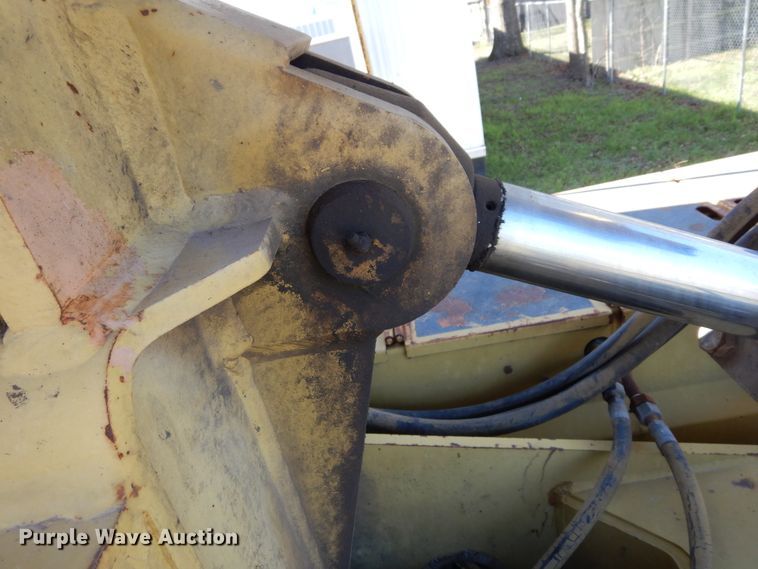 image for item DK0330 1993 Gradall G3WD  wheeled excavator