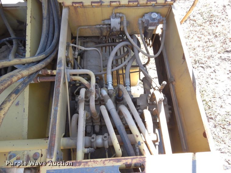 image for item DK0330 1993 Gradall G3WD  wheeled excavator