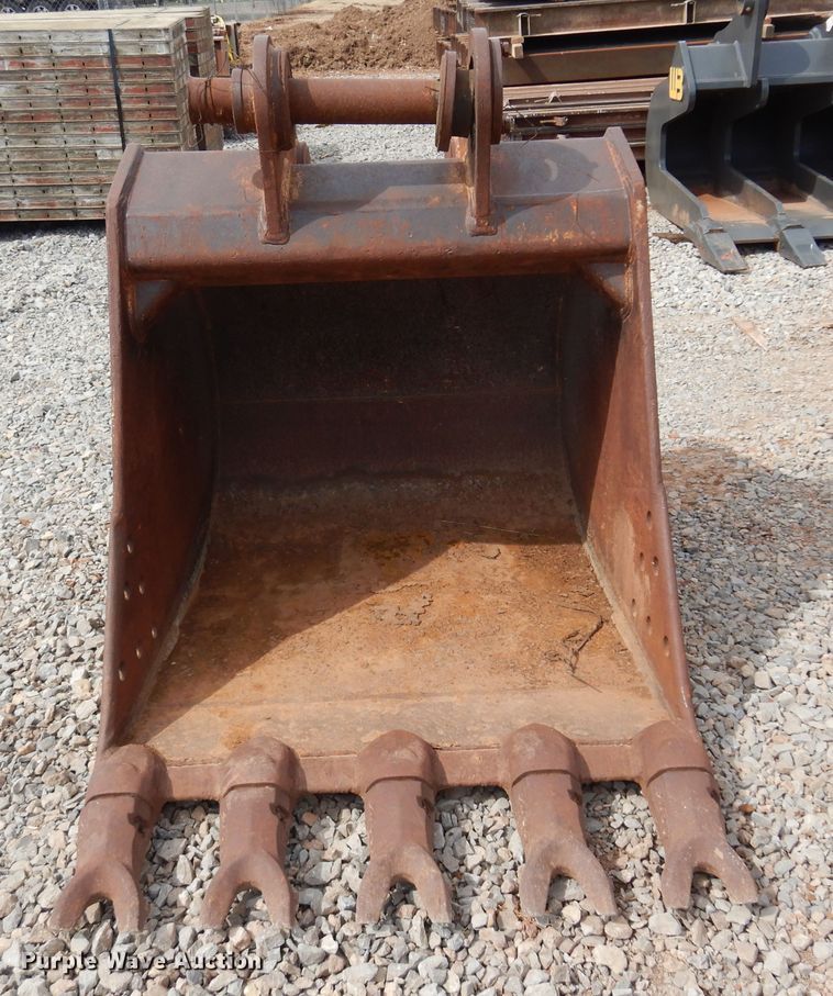 image for item DK4401 John Deere  41" W excavator bucket