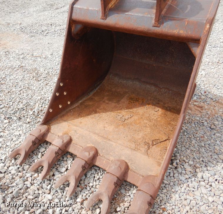 image for item DK4401 John Deere  41" W excavator bucket