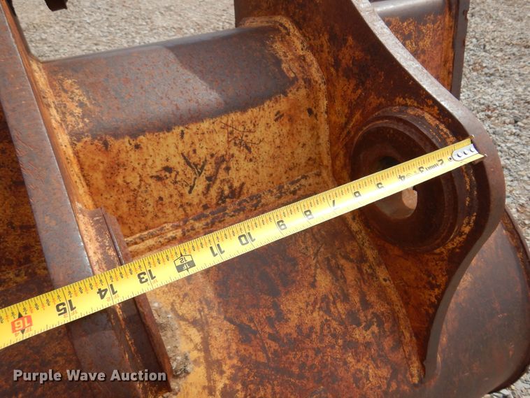 image for item DK4401 John Deere  41" W excavator bucket