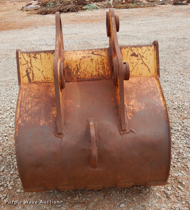 image for item DK4402 John Deere  41" W excavator bucket