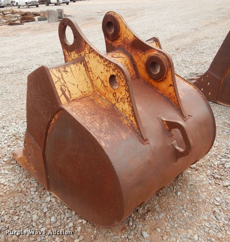 image for item DK4402 John Deere  41" W excavator bucket