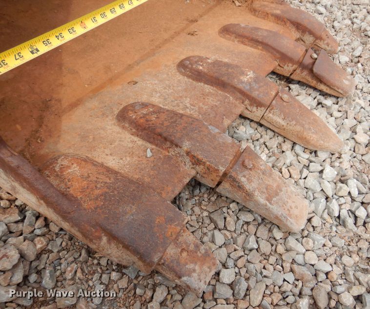 image for item DK4402 John Deere  41" W excavator bucket