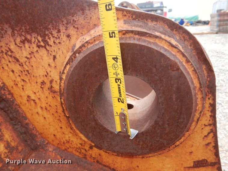 image for item DK4402 John Deere  41" W excavator bucket