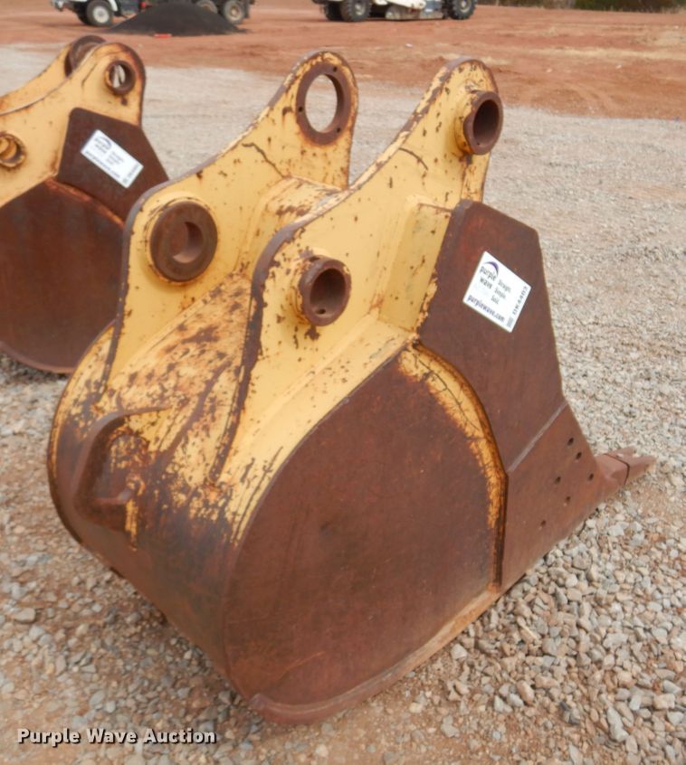 image for item DK4403 John Deere  30" W excavator bucket