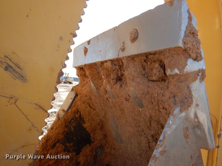 image for item DK7263 2013 Caterpillar 420F  backhoe