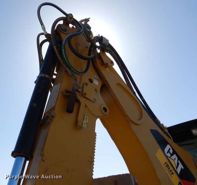 image for item DK7263 2013 Caterpillar 420F  backhoe