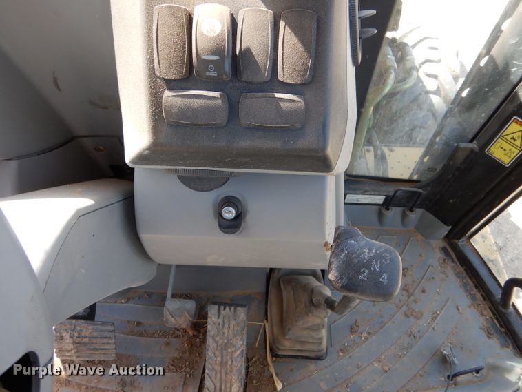 image for item DK7263 2013 Caterpillar 420F  backhoe