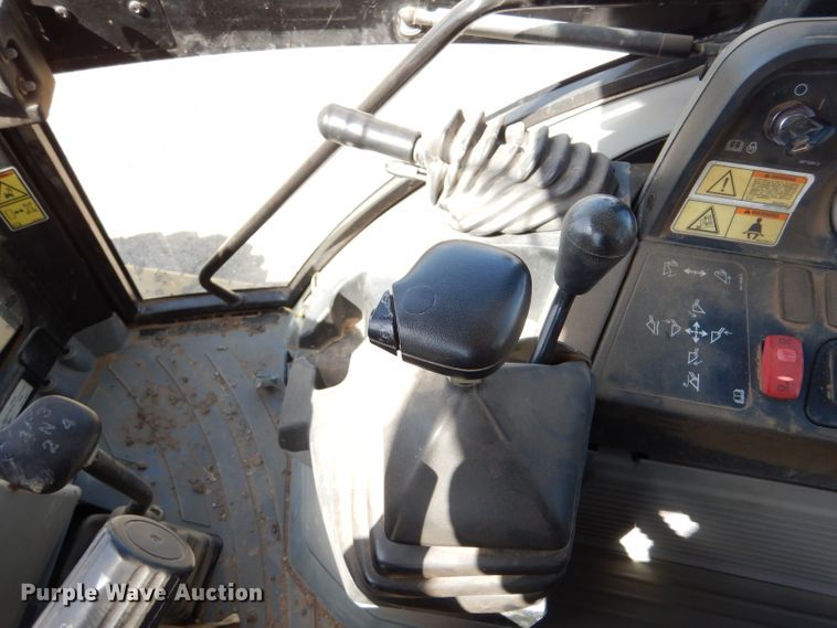 image for item DK7263 2013 Caterpillar 420F  backhoe