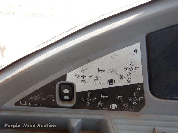 image for item DK7263 2013 Caterpillar 420F  backhoe