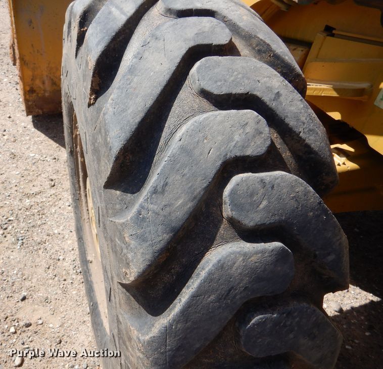 image for item DK7263 2013 Caterpillar 420F  backhoe